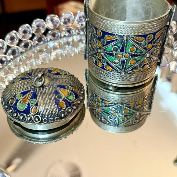 VTG ~ Cuff Bracelet & Box w/ Pin ~Berber Kabyle Tribal Hammered Silver & Enamel - Picture 8 of 12